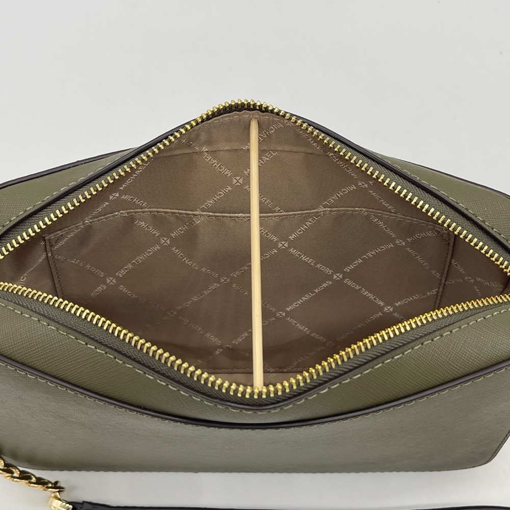 Michael Kors Large EW Crossbody Bag - Picture 5 of 9